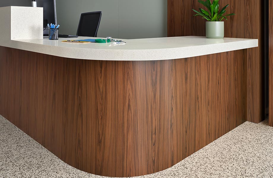 Brun Refined Hickory - 9042 - Formica Laminate