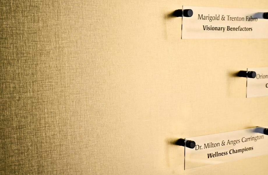 Crossbrushed Goldtone - MH036 - Formica DecoMetal Laminate